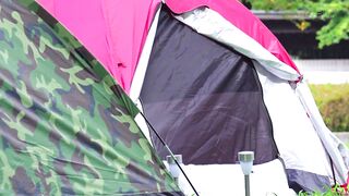 SUWK-005 [中文字幕] 葵みれい - 「原本是女生一個人來也可以玩得很開心的露營場地…」被鎖定的單獨美女被陌生男子跟蹤到廁所直接在野外強姦