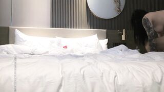 【小宝寻花】丰满身材花臂纹身妹子，掰穴特写口交后入抽插猛操呻吟娇喘