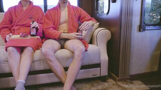 浪漫主义中法情侣，上海留学生【AsyaxAsh】，媚洋反差婊与大肉棒各种性爱