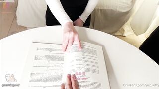 Yuzukitty OnlyFans 柚子老师的肉体安慰剂，黑丝嫩穴的学习奖励 要柚子老师辅导学习吗