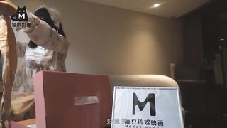 猫爪影像 MMZ037 俏丽直播主 - 寻小小